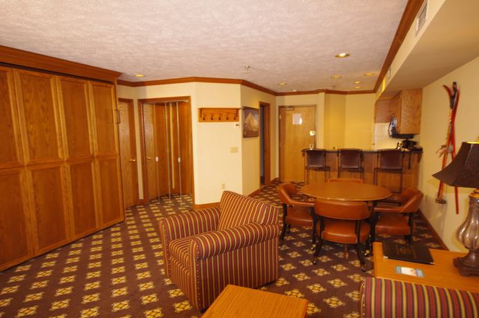 Imagen de la habitación del Hotel The Highlands At Harbor Springs. Foto 16