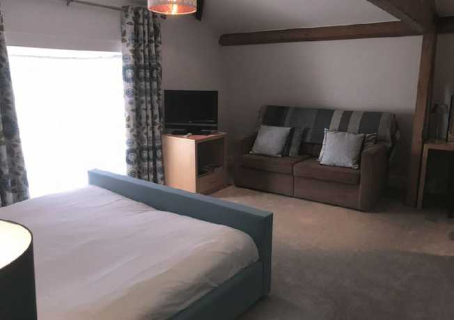 Imagen de la habitación del Hotel The Highworth. Foto 10