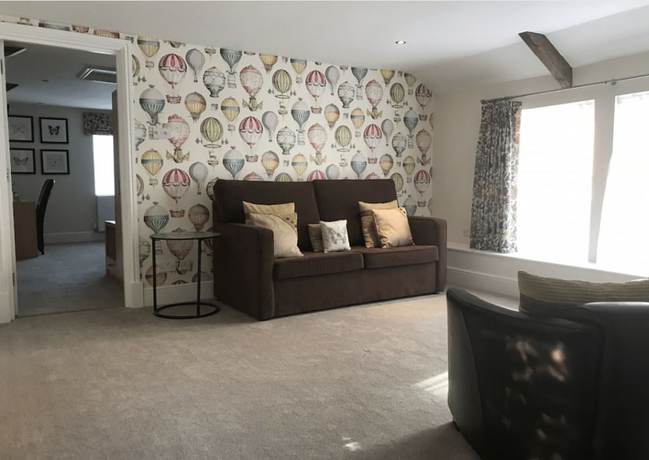 Imagen de la habitación del Hotel The Highworth. Foto 12