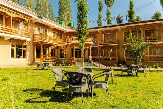 Imagen de los exteriores del Hotel The Hill Crest Nubra. Foto 16