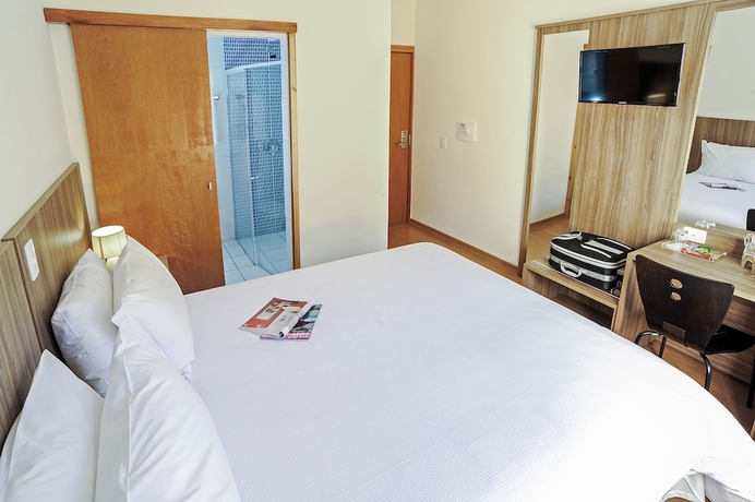 Imagen de la habitación del Hotel The Hill Executive. Foto 11