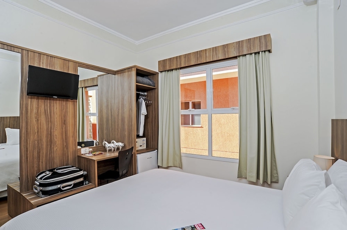Imagen de la habitación del Hotel The Hill Executive. Foto 12