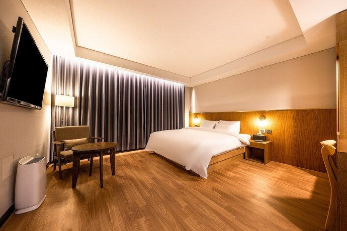 Imagen de la habitación del Hotel The Hill. Foto 12