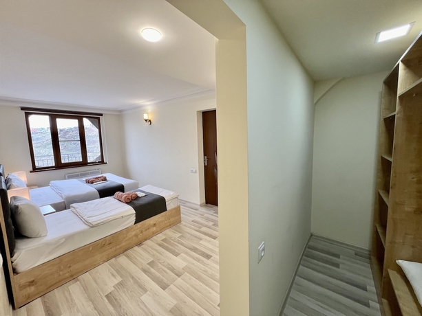 Imagen de la habitación del Hotel The Hill Guest House. Foto 18