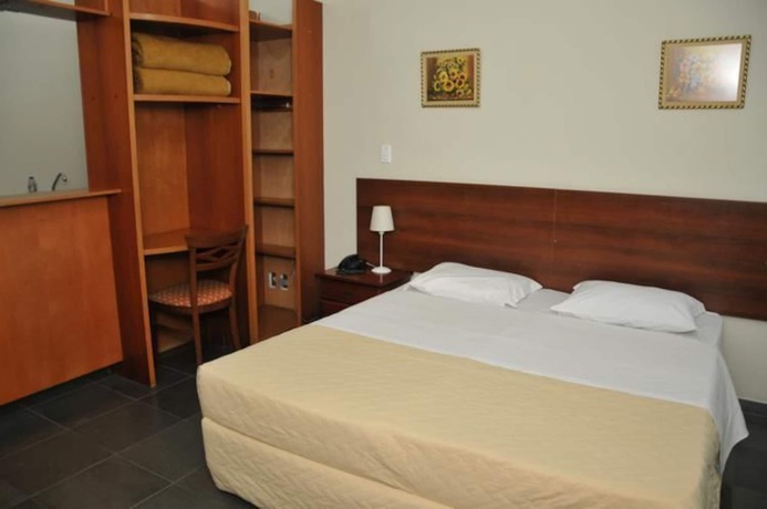 Imagen de la habitación del Hotel The Hill Hoteis Apart Suite. Foto 5