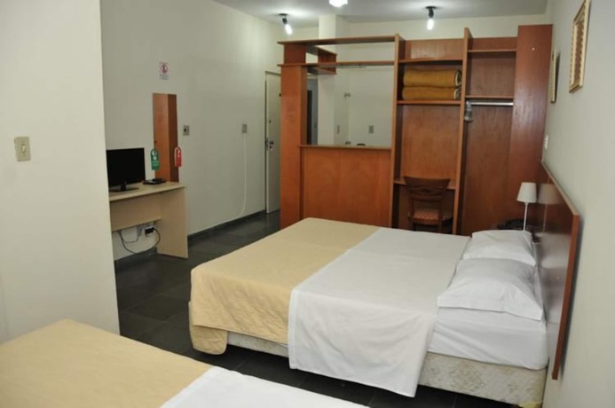 Imagen de la habitación del Hotel The Hill Hoteis Apart Suite. Foto 6