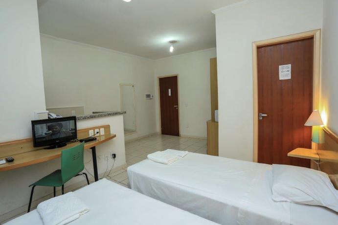 Imagen de la habitación del Hotel The Hill Hoteis Residence. Foto 3