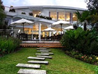 Imagen general del Hotel The Hill Hotel and Resort. Foto 11