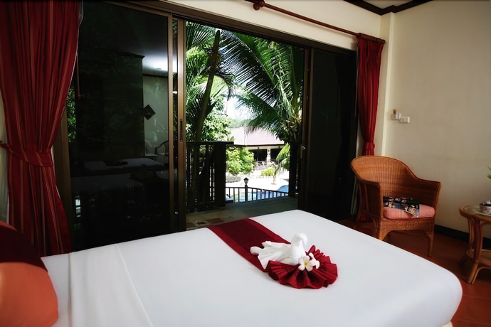 Imagen de la habitación del Hotel The Hill Resort. Foto 3