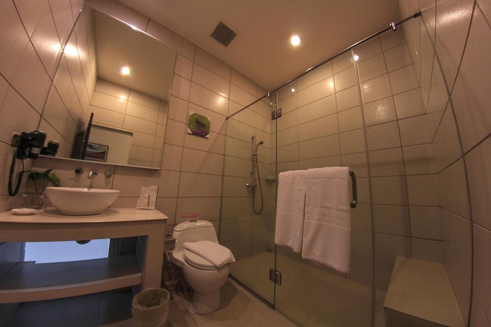 Imagen de la habitación del Hotel The Hill and Resort and Sibolangit. Foto 8