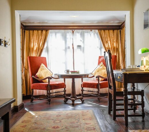 Imagen de la habitación del Hotel The Himalayan. Foto 18