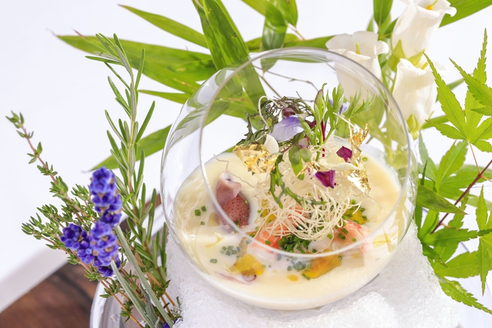 Imagen del bar/restaurante del Hotel The Hiramatsu Hotels and Resorts Sengokuhara. Foto 8