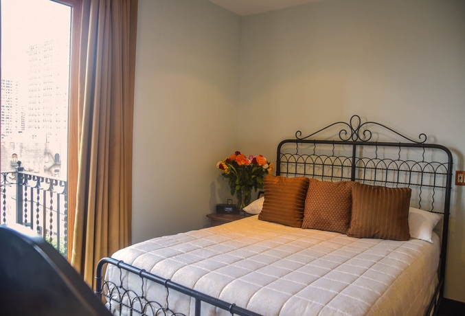 Imagen general del Hotel The Historic Blue Moon - NYC. Foto 4
