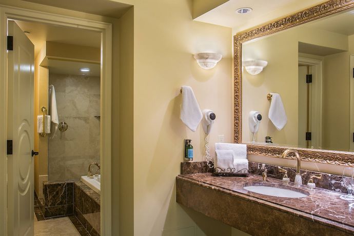 Imagen de la habitación del Hotel The Historic Davenport, Autograph Collection. Foto 14