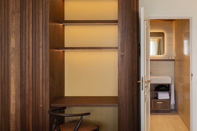 Imagen de la habitación del Hotel The Historic Huis ter Duin. Foto 9