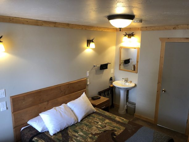 Imagen de la habitación del Hotel The Historic Madison Motel. Foto 3