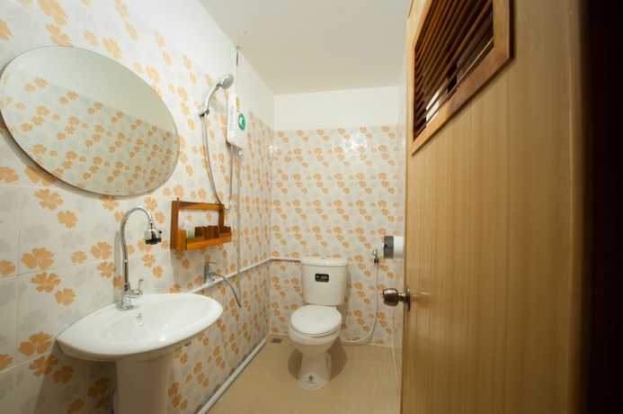 Imagen de la habitación del Hotel The History Cafe' and Guesthouse. Foto 18