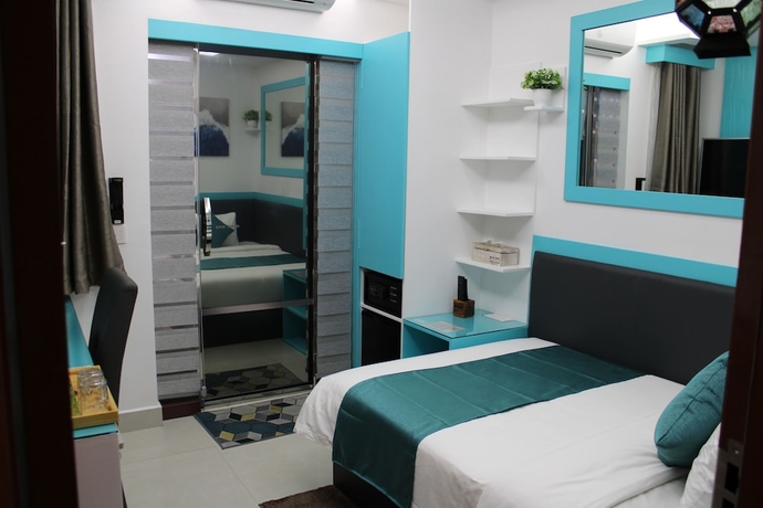 Imagen de la habitación del Hotel The Hive Beach. Foto 11