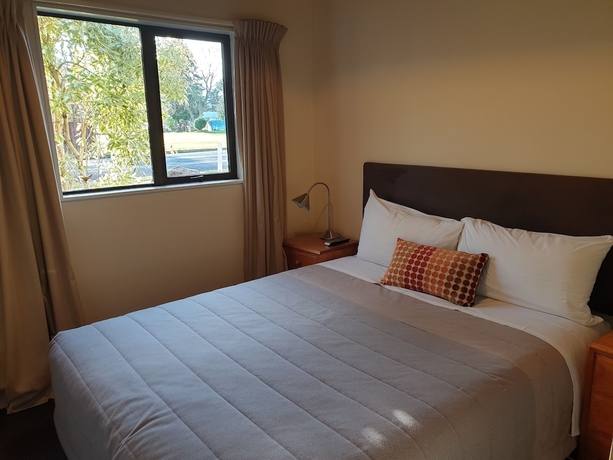 Imagen de la habitación del Hotel The Hobbit Motorlodge. Foto 6