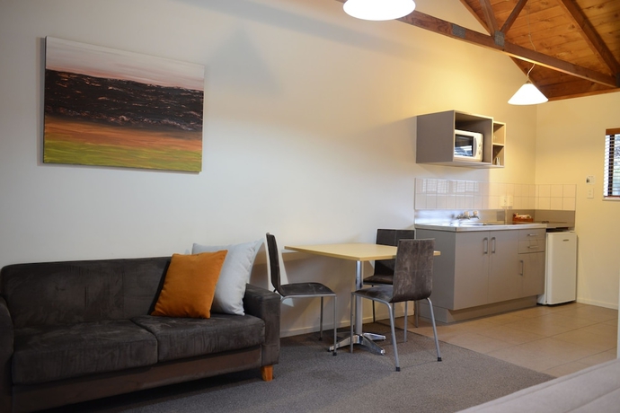 Imagen de la habitación del Hotel The Hobbit Motorlodge. Foto 13