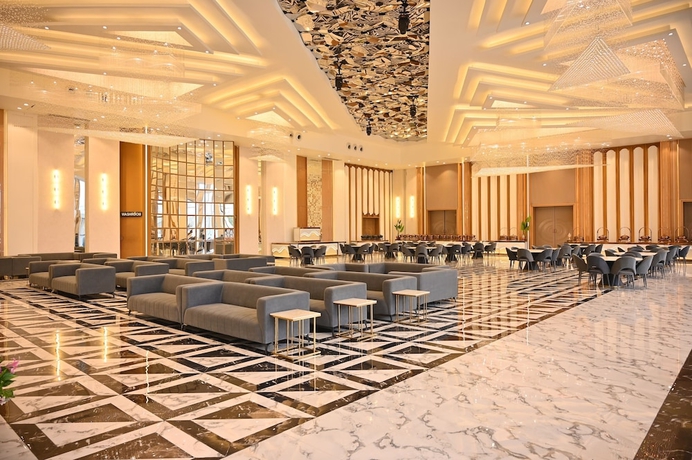 Imagen de los interiores del Hotel The Hoften Lotus Court, Greater Noida. Foto 14