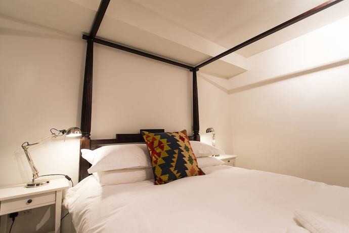 Imagen de la habitación del Hotel The Holford Arms - Campground. Foto 9