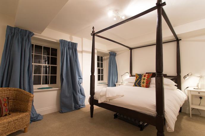 Imagen de la habitación del Hotel The Holford Arms - Campground. Foto 12