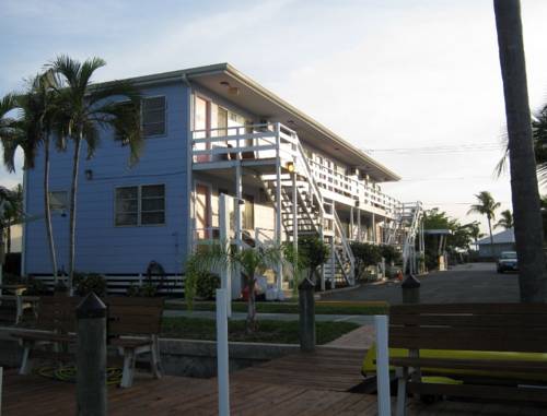Imagen general del Hotel The Holiday Court Villas And Suites. Foto 1