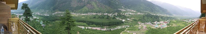 Imagen de los interiores del Hotel The Holiday Heights Manali. Foto 17
