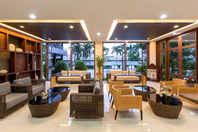 Imagen de los interiores del Hotel The Holiday Resort Pattaya. Foto 5