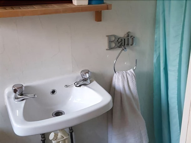 Imagen de la habitación del Hotel The Hollingdales. Foto 16