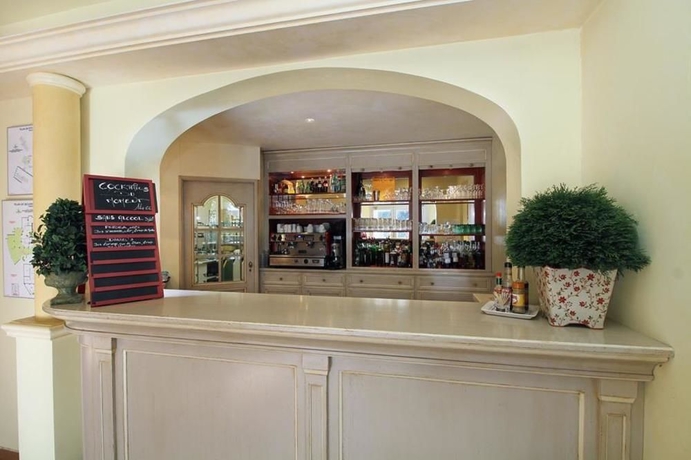 Imagen de los interiores del Hotel The Hollywood Hotel Cannes. Foto 16