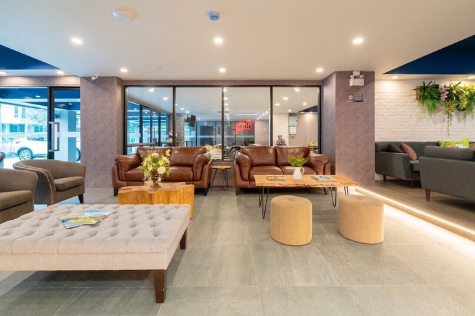 Imagen de los interiores del Hotel The Home, Bangkok. Foto 12