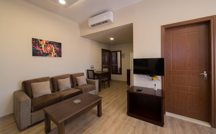 Imagen de la habitación del Hotel The Home, Sheikh Zayed City. Foto 18