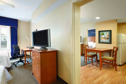 Imagen de la habitación del Hotel The Homewood Suites By Hilton Ithaca. Foto 8