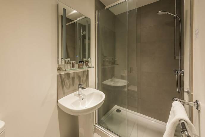 Imagen general del Hotel The Hopton Crown. Foto 4