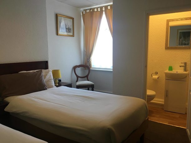 Imagen de la habitación del Hotel The Hopton. Foto 13