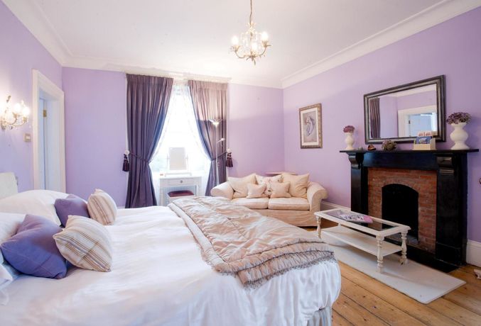 Imagen de los exteriores del Hotel The Horn Of Plenty. Foto 9