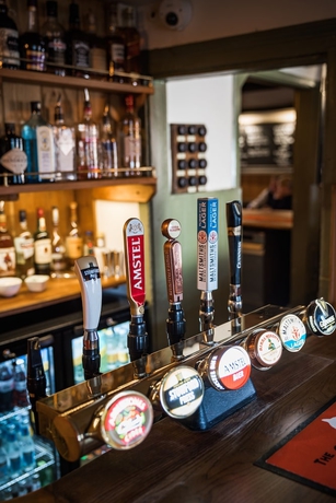 Imagen del bar/restaurante del Hotel The Horse and Groom. Foto 4