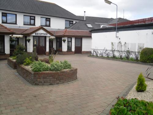 Imagen general del Hotel The Horse and Hound, Newbawn. Foto 1