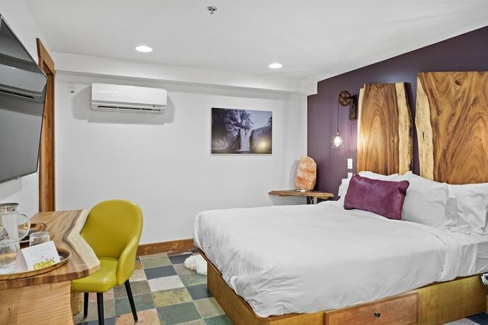 Imagen de la habitación del Hotel The Horton and Rooftop Lounge. Foto 17