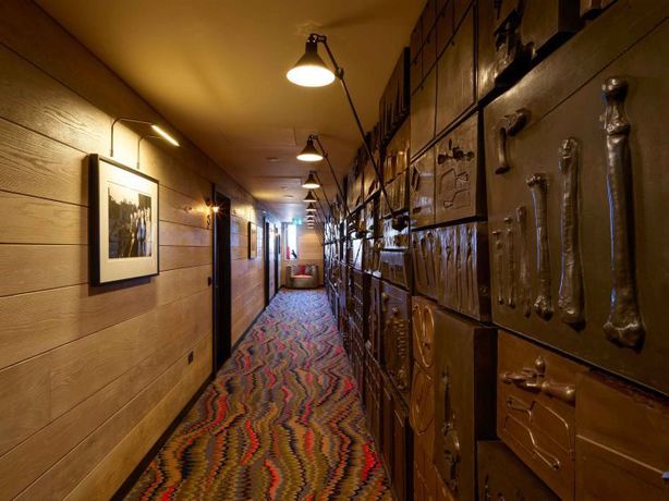 Imagen de los interiores del Hotel The Hospital Club. Foto 8
