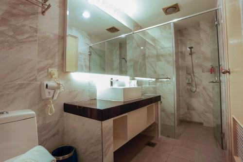 Imagen general del Hotel The Host. Foto 8