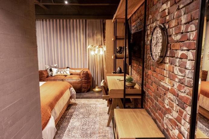 Imagen de la habitación del Hotel The Host Medellin Only Adults. Foto 13