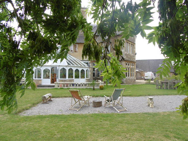 Imagen de los exteriores del Hotel The House Near Bath. Foto 5