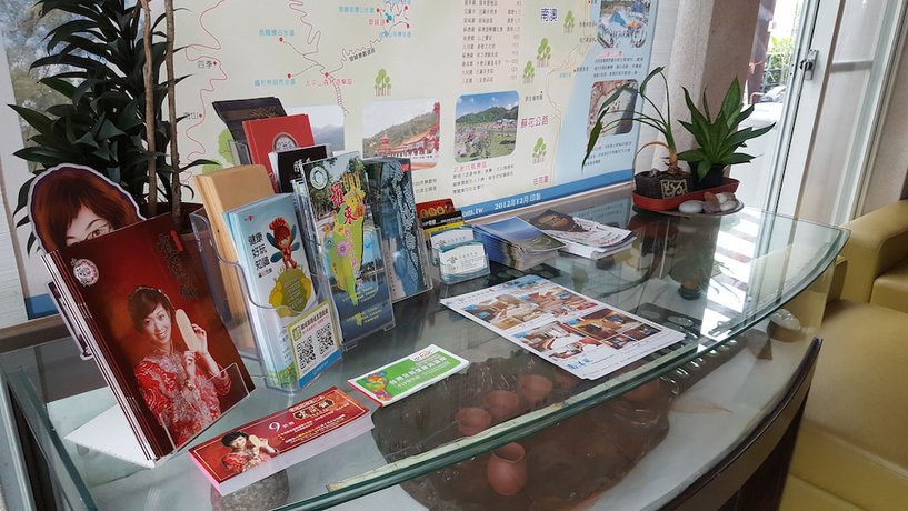 Imagen de los interiores del Hotel The House Of Water. Foto 17