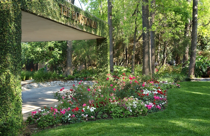 Imagen de los exteriores del Hotel The Houstonian , Club and Spa. Foto 10