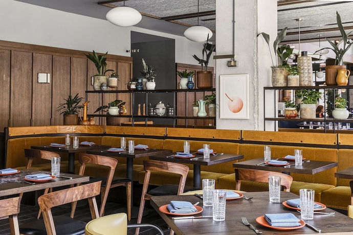 Imagen del bar/restaurante del Hotel The Hoxton Chicago. Foto 6