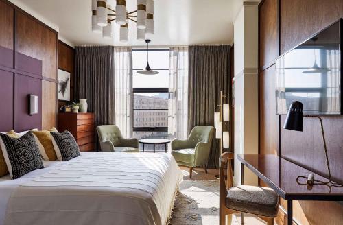 Imagen de la habitación del Hotel The Hoxton Portland. Foto 16