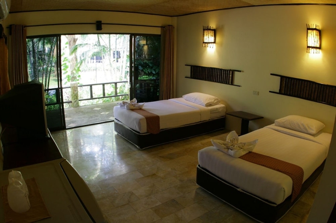 Imagen de la habitación del Hotel The Hub Erawan Resort. Foto 2